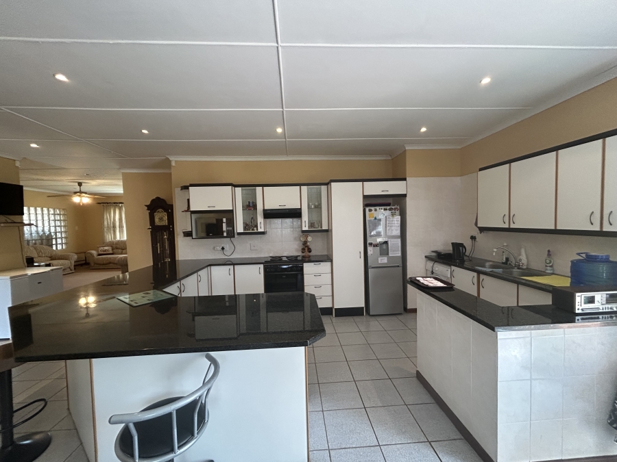 3 Bedroom Property for Sale in Beacon Bay Eastern Cape